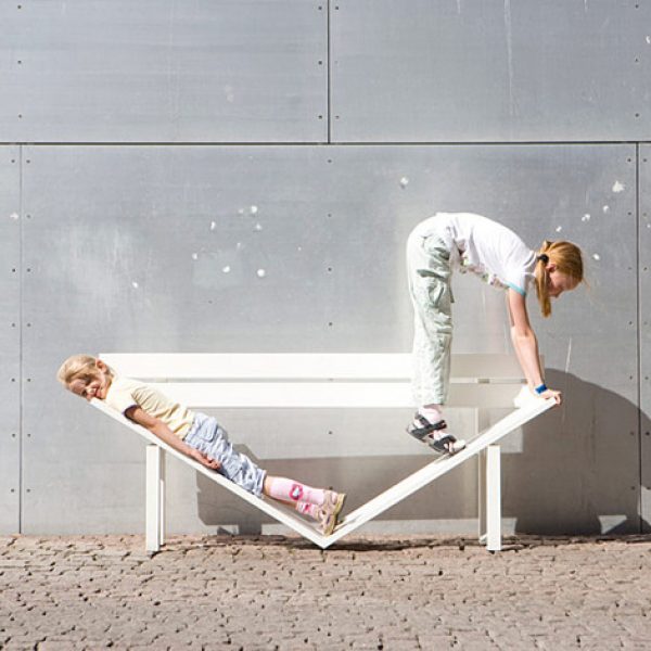 Jeppe-Hein-social-benches-21